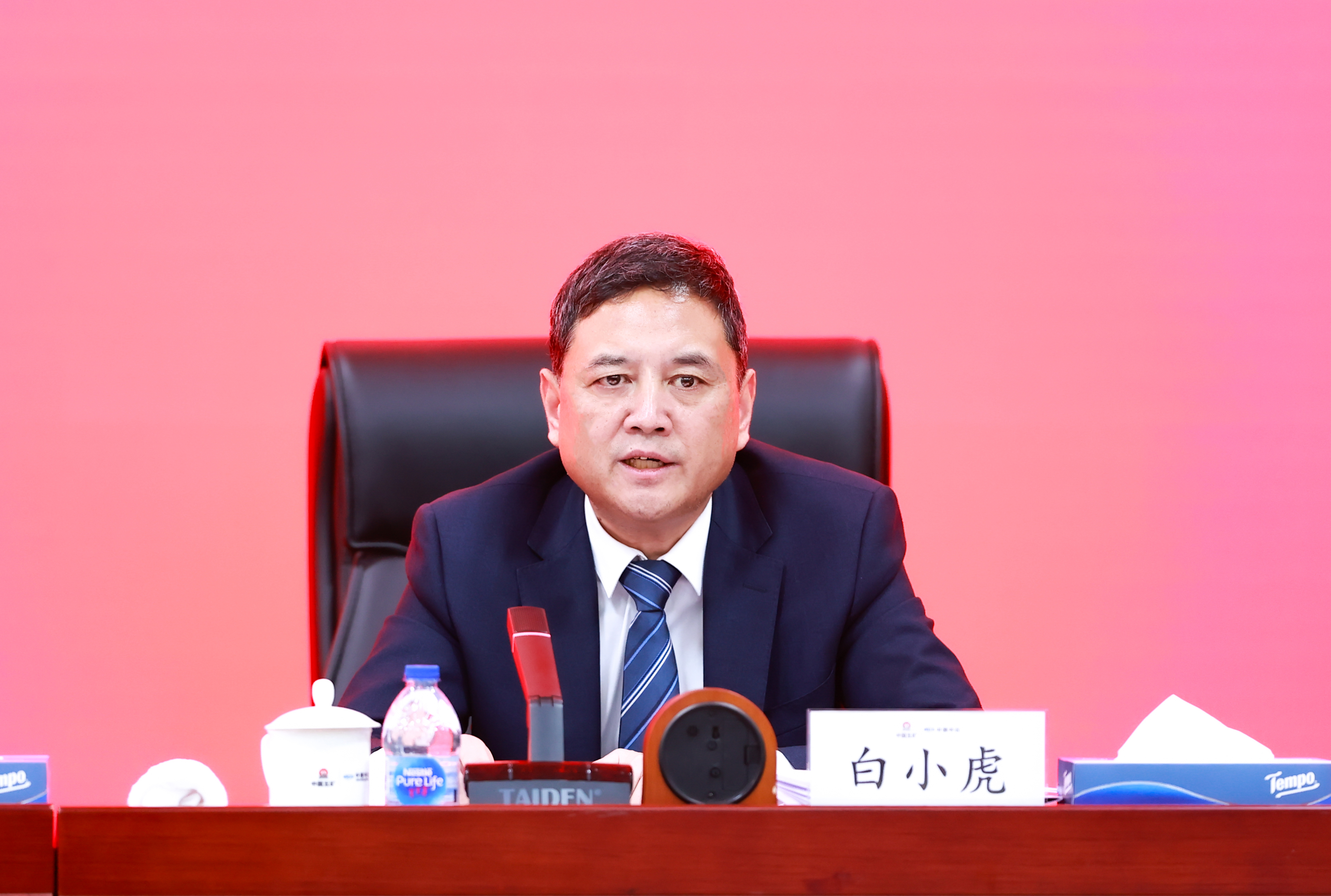 3-白小虎作工作報(bào)告